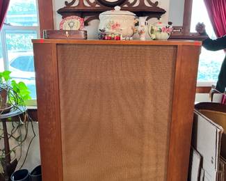 speakers