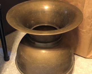 Spitoon