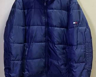 TOMMY HILFIGER NAVY PUFFER JACKER, SIZE L