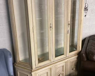 CHINA CABINET