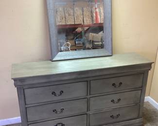 6 DRAWER DRESSER WITH 2 MIRRORS