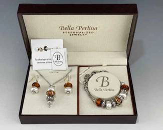 Bella Perlina Necklace, Bracelet and Earrings Set