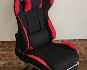 Gaming Chair With Footstool