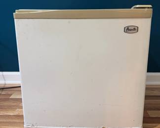 Awanti Refrigerator