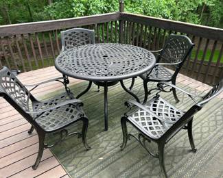 07 Beautiful Outdoor Furniture