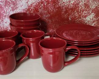 Red Mainstays Amelia Collection