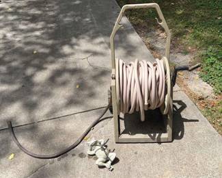Hosereel, Hose Frog Decor