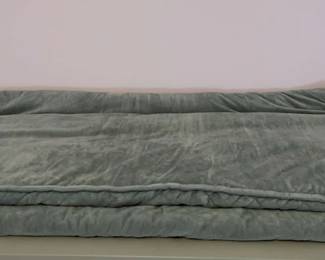 Weighted Idea Brand Gray Weighted Blanket