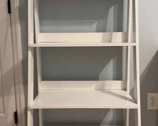 White Shelve Stand