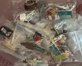 Disney pins