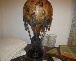 Maitland Baloon Lamp