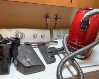 Cherry Red S8390 Miele Canister Vacuum w/Attachments