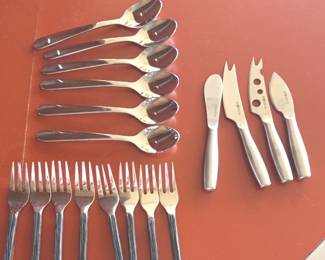 Boska Cheese Knives/Villeroy & Boch Teaspoons