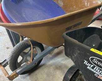 Wheel barrel