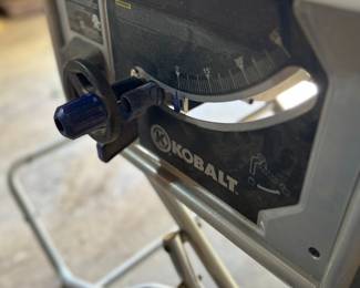 Table saw side view