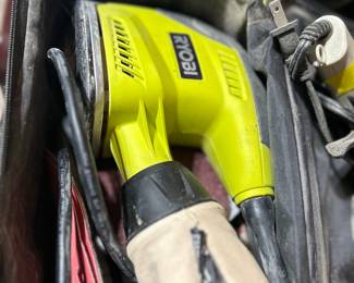 Corded sander