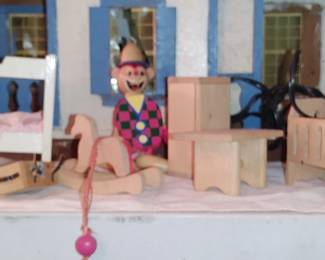 Dollhouse furniture