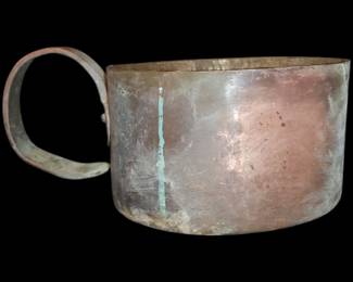 Antique Vtg 19th C 1800s Hand Wrought Copper Hearth Pot Heart Finial Keyed Joint
5 tall 8" wide. Large & heavy
We're short on time-- so we don't have time to polish but I did do a few spots so you can see that it can be cleaned.