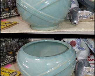 Vintage Zanesville Stoneware Pottery Planter Vase Jardiniere 333 Gloss Aqua Blue