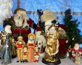 Lot's of great Christmas decorations