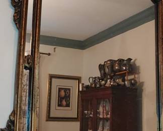 Vintage Italian Baroque Style Parcel-Gilt Decorated with Flowerheads Wall Mirror