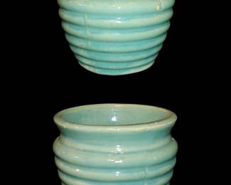 Bauer? 1920's McCoy Beehive pottery