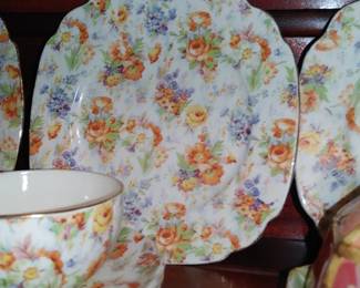 Chelsea (E & R) collection by Erphila, a discontinued china pattern. Information about the set:
Erphila, crafted in Czechoslovakia.
featuring a chintz design with embossed details and gold trim on some pieces.
