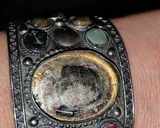 Vintage wide Sterling tribal cuff missing main stone ( I have a ton of jewelry to go through I may find the missing Stone