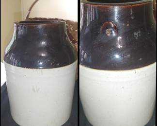 Antique pickle Crock missing top and Bale handle... who knows it may be here somewhere😃