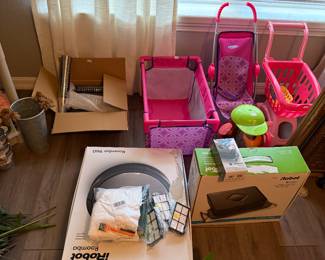 I robot vacuum and floor mop