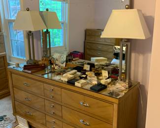 MCM dresser