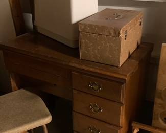 Seeing machine, sewing table, sewing notions