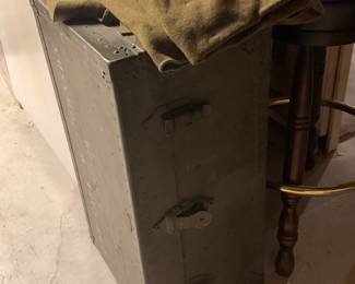 Military trunk