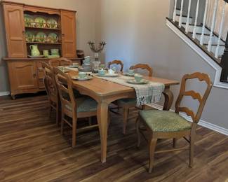 French Country table and chairs & Hutch