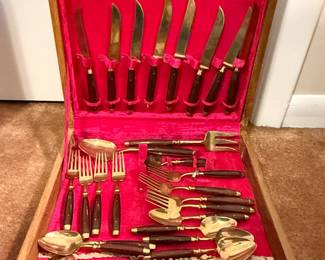 Wood Flatware Set - James - Thailand