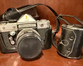 35mm SLR Petri Flex Camera - Petri Camera Company