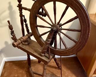 Vintage Wood Spinning Wheel