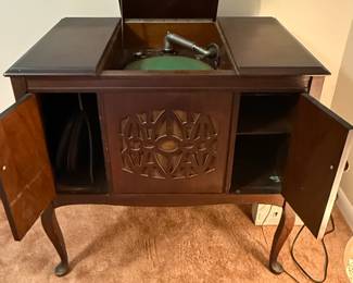 Silvertone Phonograph