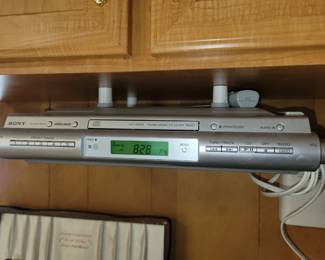 Sony undercounter CD/Radio