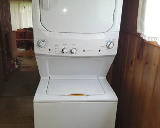Stackable washer & gas dryer