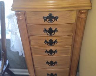 Jewelry armoire