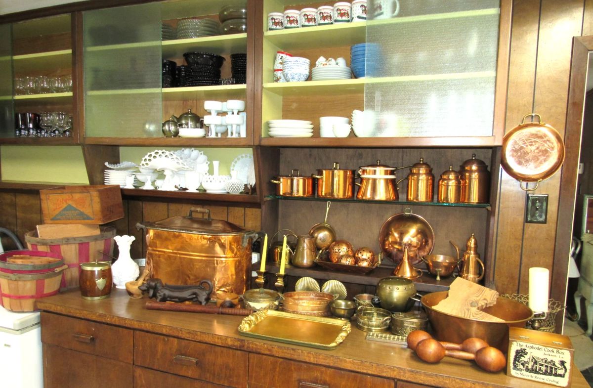 A nice variety of copper, brass & collectible glassware