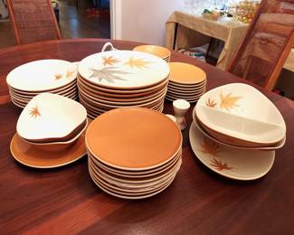 Retro Iroquous "Harvest Time" Dinnerware