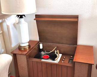 Console Stereo--Needs Work