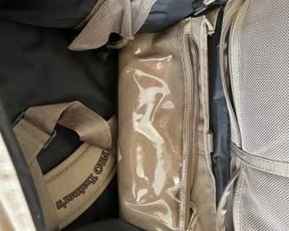#141 Avery Pro Hunting Dog Training Field Pack $40.00