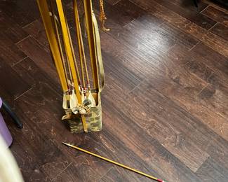 #87 Fred Bear Razor Head Arrow Bows (metal Tipped) in carrying Case (with original paperwork) $85.00