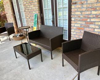 Very Nice 4 piece set $500