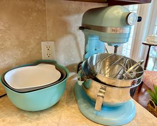 Kitchen Aid  Not Used 5.5 Quart $500