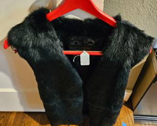Fur vest
