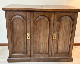 Pennsylvania House Flip Top Server